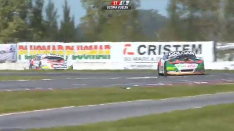 Benvenuti perdió la punta en la última vuelta en La Plata