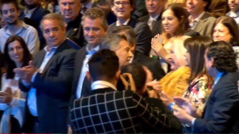 Carrió se amigará con Macri cuando lo saque a Garavano