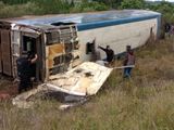 Volcó un colectivo que llevaba trabajadores en la ruta 14: hay 7 muertos