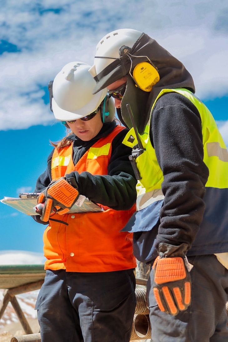 Los salarios mineros triplican el promedio nacional, según PwC Argentina (2026). Los salarios mineros triplican el promedio nacional, según PwC Argentina (2026).
