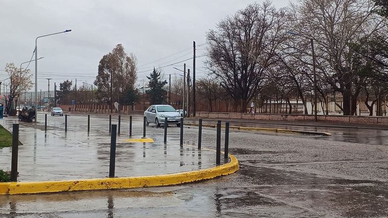 Comienzo de semana con lluvia y tormentas en Neuquén. | LM Neuquen Comienzo de semana con lluvia y tormentas en Neuquén.