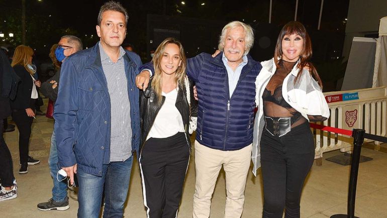 Moria Casán mostró su apoyo a Sergio Massa tras su victoria en las elecciones 2023.