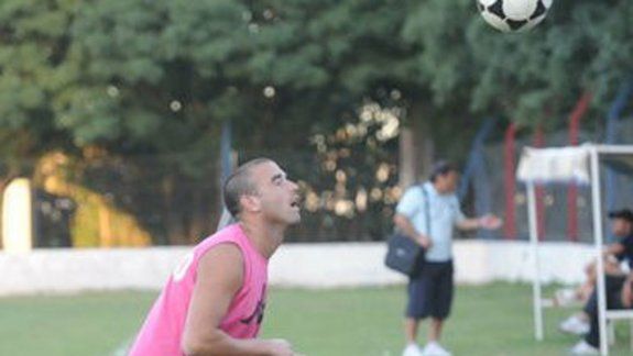 Vilce amagó con bajarse, pero al final se sumará al Albinegro.