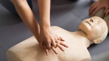 policias heroes salvaron la vida de un bebe de milagro policias heroes salvaron la vida de un bebe de milagro