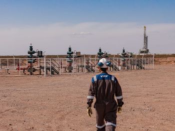 La transformación cultural: De la manufactura automotriz al pozo petrolero. La transformación cultural: De la manufactura automotriz al pozo petrolero.