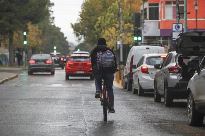 Viento y lluvia: el tiempo para este 1° de junio en Neuquén
