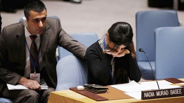 Nadia Murad Basee se quiebra durante su relato en las Naciones Unidas.&nbsp;