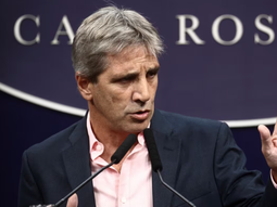 Luis Caputo, una de las espadas del Gobierno en la lucha por esta batalla cultural. Luis Caputo, una de las espadas del Gobierno en la lucha por esta batalla cultural.