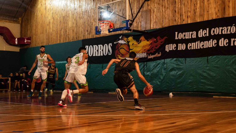 Zorros recibe a Biguá en el duelo neuquino de los Play-In