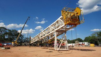 salta le pone fichas al  petroleo de chirete