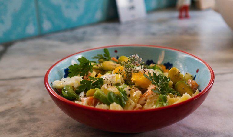 Receta fácil y clásica: ensalada rusa