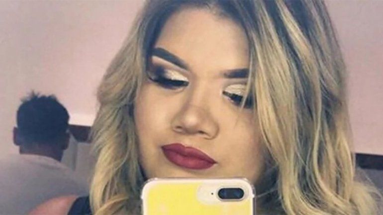 Morena volvió a la carga contra Rial con un look más sexy