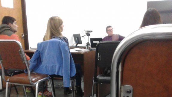 El joven, a pesar de estar cumpliendo una probation, no tuvo reparos en seguir con su actividad delictiva.