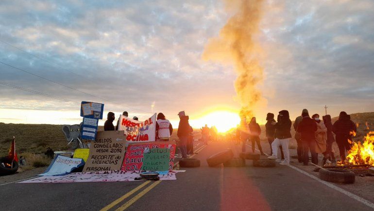 La mediación continúa hoy y los autoconvocados seguirán en las rutas