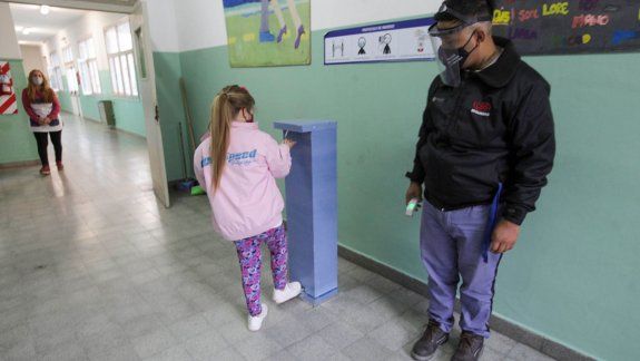 Provincia anunció la vuelta a las aulas en todos los niveles desde el lunes