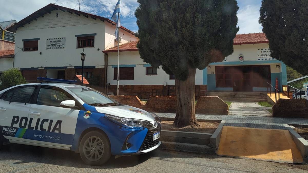Chos Malal: acusaron a un policía de hacerse el Crawford contra Canelo y reducir a un hombre