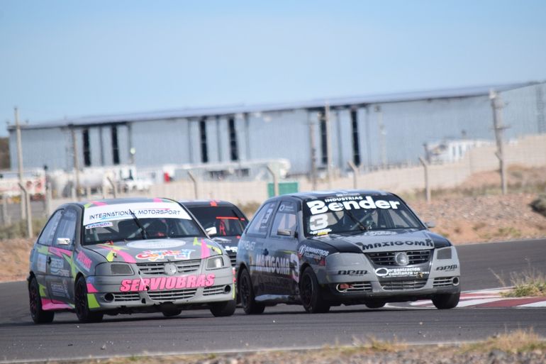 Gran maniobra de Mauro&nbsp; Bender que se quedó con la segunda final en la Clase 3. (Gentileza: Martín Signorile).