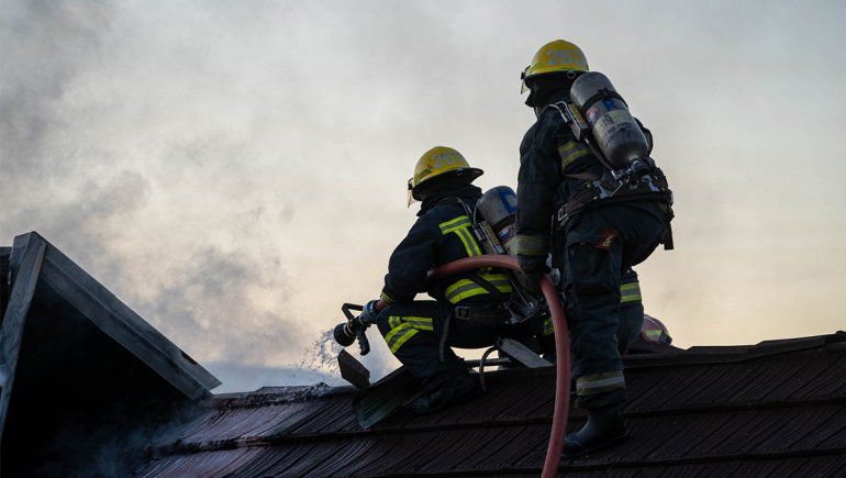 Bomberos esperan que el Gobierno mande los fondos de la Ley reglamentada