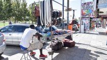La venta callejera registró un leve ascenso en la ciudad durante el primer semestre.