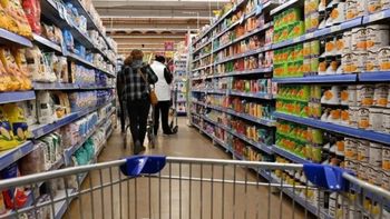 Los precios al consumidor acumularon un alza de 14,7% en el año. Los precios al consumidor acumularon un alza de 14,7% en el año.