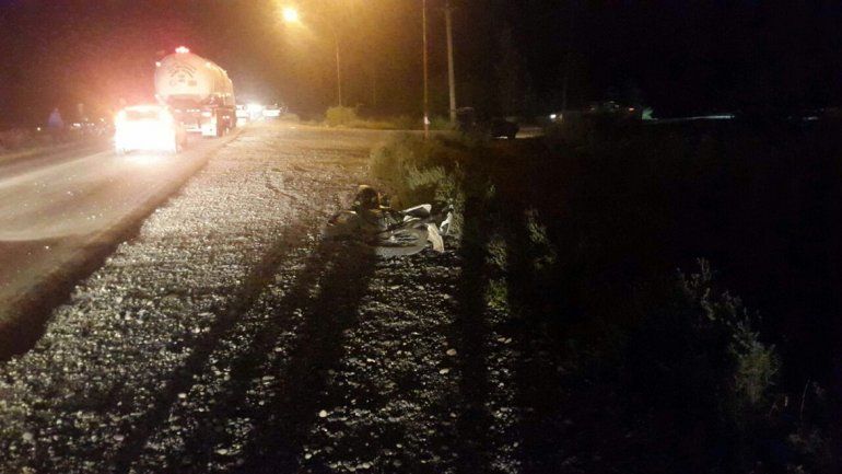 Le amputaron una pierna a un motociclista tras chocar con un auto