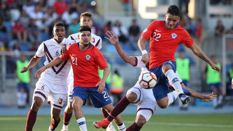 Indignante: jugador chileno le gritó muerto de hambre a un rival venezolano