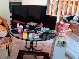 Atraparon a una ladrona que desvalijaba casas en Plaza Huincul Atraparon a una ladrona que desvalijaba casas en Plaza Huincul