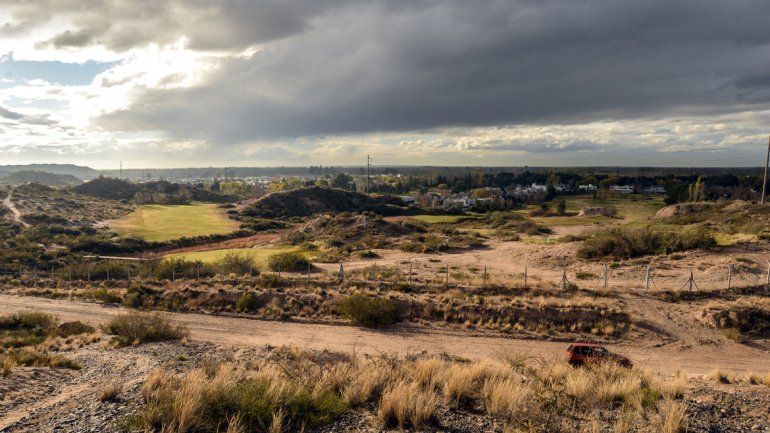 Sigue el debate por la venta de tierras al country Rincón Club de Campo.&nbsp; 