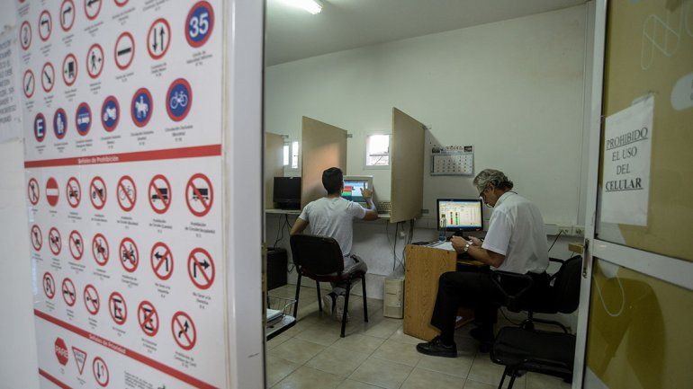 Bochan al 30% de los que rinden para sacar el carnet