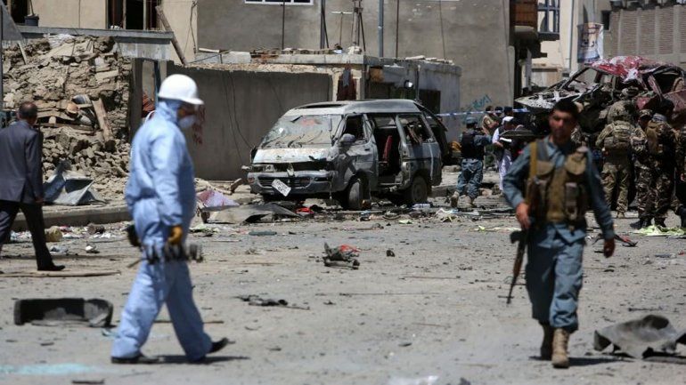 Las víctimas fatales fueron 18 civiles y dos miembros de seguridad.