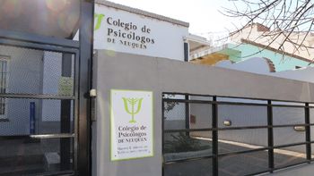 El Colegio de Psicólogos de Neuquén se refirió a las licencias docentes por la justicia neuquina. El Colegio de Psicólogos de Neuquén se refirió a las licencias docentes por la justicia neuquina.