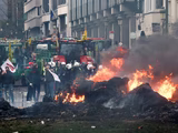 Las resistencias internas en la UE obligan a Bruselas a considerar un retraso en la firma del acuerdo con Mercosur.