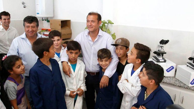Gutiérrez inauguró obras de ampliación en la Escuela Nº 225 de Chos Malal