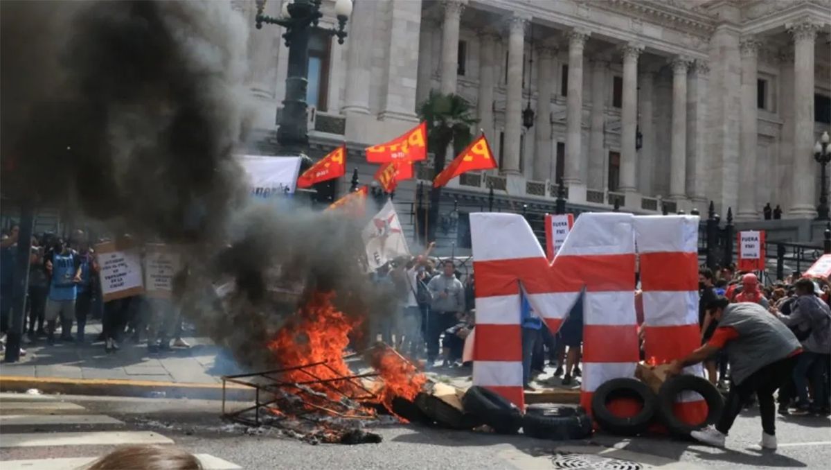Congreso: el dramático relato de una movilera durante los incidentes