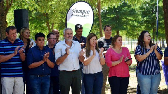 Ruiz habilitó la temporada en la costa de Plottier