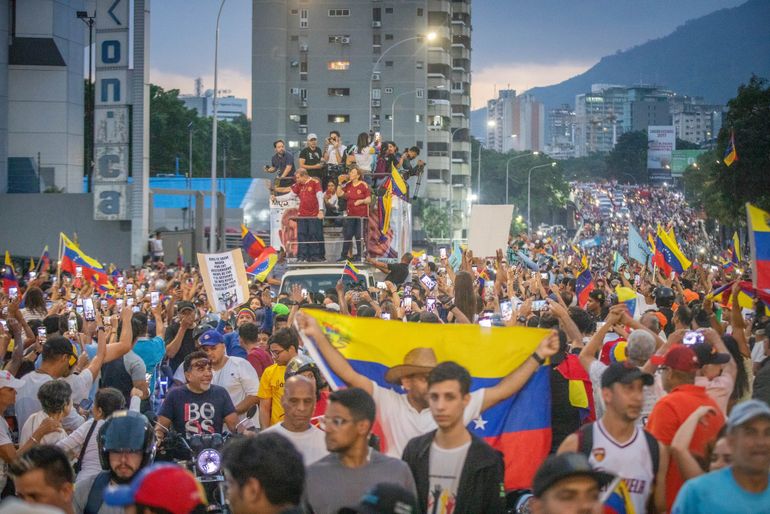 Concentración a favor de González Urrutia en Venezuela Concentración a favor de González Urrutia en Venezuela