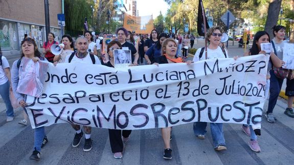 En imágenes: marcha por Luciana Muñoz a tres meses de su desaparición