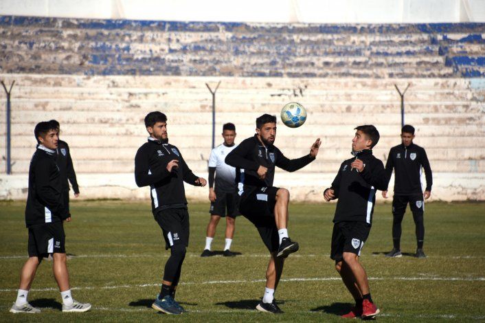 Cipolletti y un partidazo ante Madryn en Centenario: Hora y TV