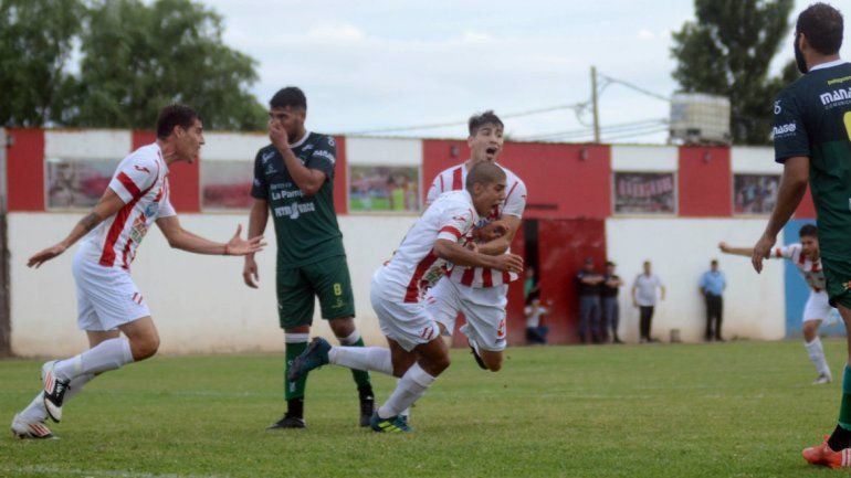 Fiesta en La Chacra: Independiente goleó 4 a 2 a Ferro de General Pico