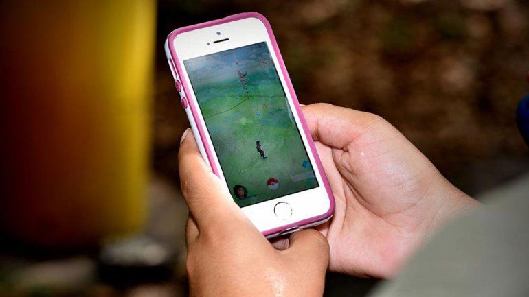El funcionario exigió que cinco aeropuertos de Bélgica queden libres de pokemones por una cuestión de seguridad