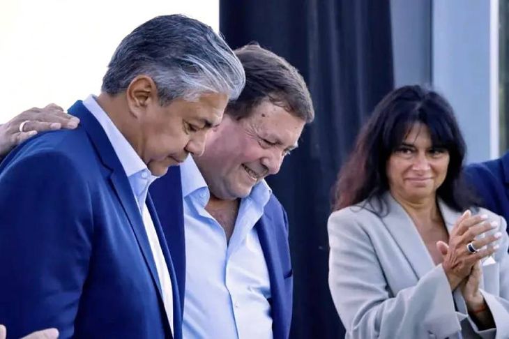 Los gobernadores Figueroa y Weretilneck, dos figuras clave para el Gobierno en esta puja por el conteo de senadores. Los gobernadores Figueroa y Weretilneck, dos figuras clave para el Gobierno en esta puja por el conteo de senadores.