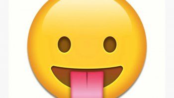 WhatsApp significado de la carita sacando la lengua