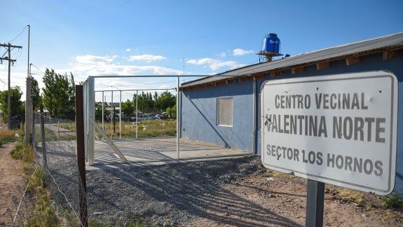La Muni le paró la obra del aula a Valentina Norte