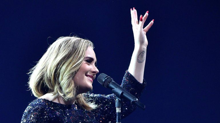 La compositora británica es la artista mejor paga de la industria musical.