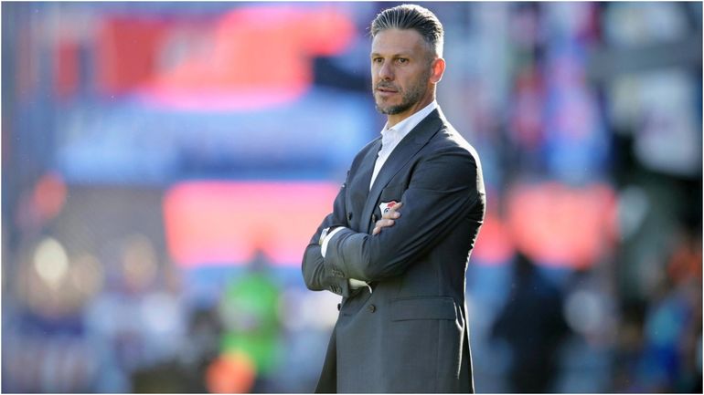 El jugado cambio que Martín Demichelis pidió para el estadio Monumental antes de golear a Gimnasia