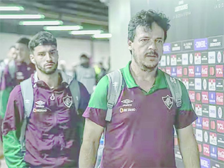 Diniz es DT de Fluminense y de la Verdeamarela. Diniz es DT de Fluminense y de la Verdeamarela.