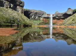 El río Agrio es tan hermoso como peligroso. El río Agrio es tan hermoso como peligroso.