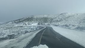Volvieron las nevadas y el Paso Internacional Pino Hachado tuvo que cerrar