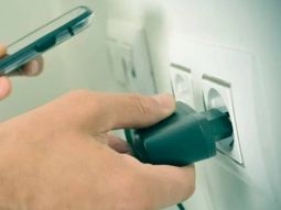 El gobierno anunció una reducción de la presión tributaria en facturas de luz y gas. El gobierno anunció una reducción de la presión tributaria en facturas de luz y gas.