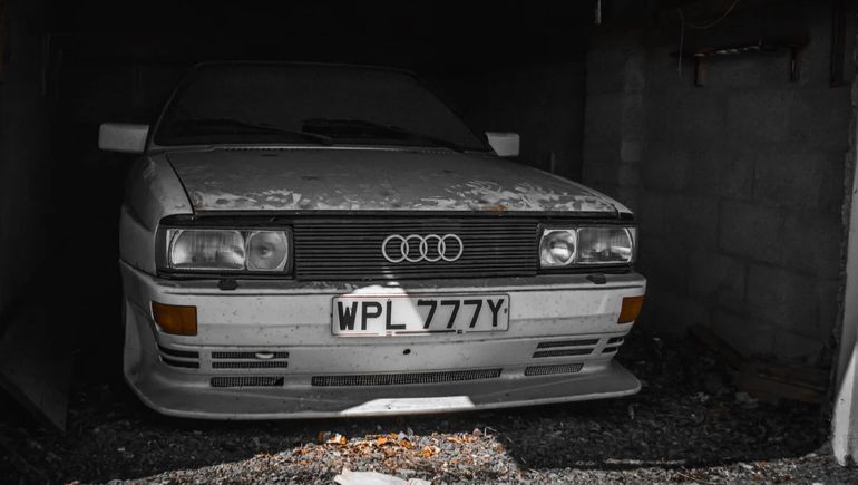 Así encontraron el Audi Quattro en el garaje escocés. Foto: Car & Classic. Así encontraron el Audi Quattro en el garaje escocés. Foto: Car & Classic.